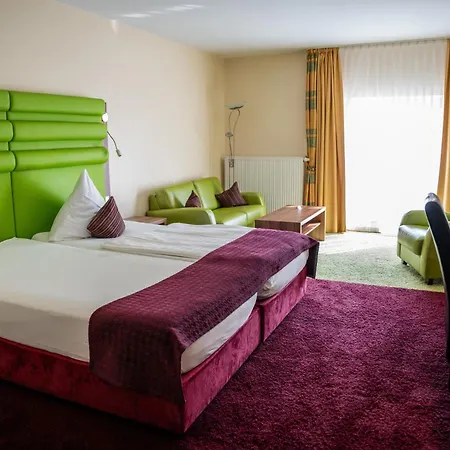 Hotell Am-schlosspark Worms